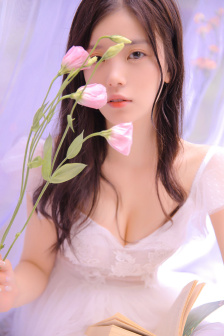 女警蒋小娟的奶被领导吃